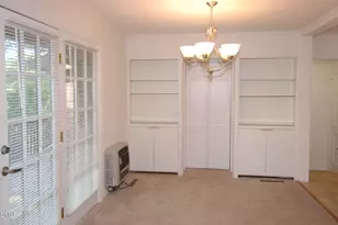 706 Smedes Pl, Raleigh, NC 27605 - Photo 5
