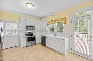 3012 Dahlgreen Rd, Raleigh, NC 27615 - Photo 7