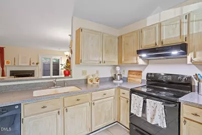 104 Sir Richard Lane, Chapel Hill, NC 27517 - Photo 5