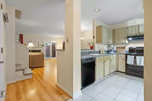 104 Sir Richard Ln, Chapel Hill, NC 27517 - Photo 3