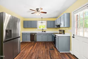 133 Stagecrest Dr, Raleigh, NC 27603 - Photo 7