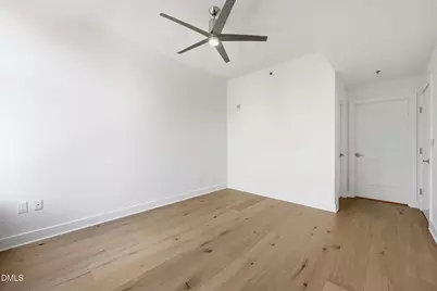 140 W Franklin Street, Chapel Hill, NC 27516 - Photo 23