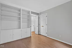 1000 Brighthurst Dr, Raleigh, NC 27605 - Photo 21