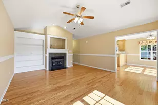 488 Pinecroft Dr, Clayton, NC 27520 - Photo 9