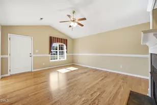 488 Pinecroft Dr, Clayton, NC 27520 - Photo 9