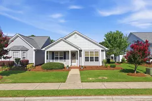 488 Pinecroft Dr, Clayton, NC 27520 - Photo 1