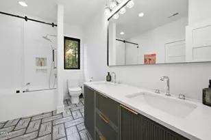 814 Tyrrell Rd, Raleigh, NC 27609 - Photo 31