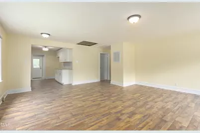 605 E Montgomery Street, Henderson, NC 27536 - Photo 5