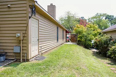 90 Stone Hill Court #90, Durham, NC 27704 - Photo 5