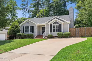 5931 Royal Coach Ct, Raleigh, NC 27612 - Photo 5