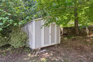 5931 Royal Coach Ct, Raleigh, NC 27612 - Photo 23