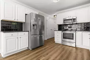 209 James St, Apex, NC 27502 - Photo 5