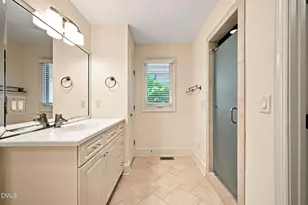6804 Woodhaven Ct, Raleigh, NC 27615 - Photo 19