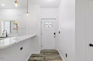 242 Oakdale Ave, Clayton, NC 27520 - Photo 5