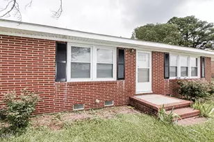5233 Sharon Acres Rd, Elm City, NC 27822 - Photo 5