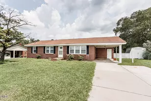 5233 Sharon Acres Rd, Elm City, NC 27822 - Photo 3