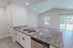 112 Somerset Dr, Roxboro, NC 27573 - Photo 9