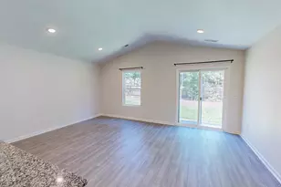 112 Somerset Dr, Roxboro, NC 27573 - Photo 7