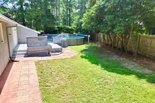 300 Ashebrook Dr, Raleigh, NC 27609 - Photo 21