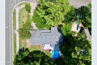300 Ashebrook Drive, Raleigh, NC 27609 - Photo 23