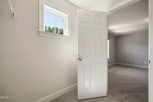 504 Bouree Cir, Raleigh, NC 27606 - Photo 31