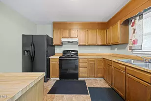 5005 Whisper Ct, Raleigh, NC 27616 - Photo 5