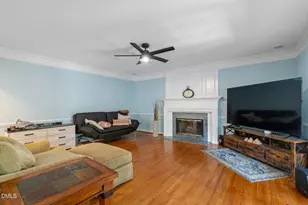 314 Hunters Crossing, Cary, NC 27518 - Photo 3