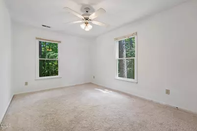 314 Hunters Crossing, Cary, NC 27518 - Photo 9