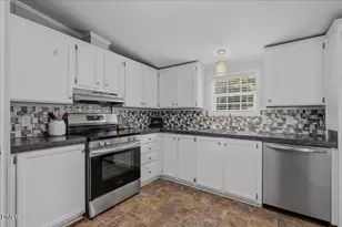 102 Clifton Ridge Dr, Pikeville, NC 27863 - Photo 11