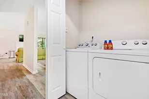 5748 3 Oaks Dr, Raleigh, NC 27612 - Photo 19