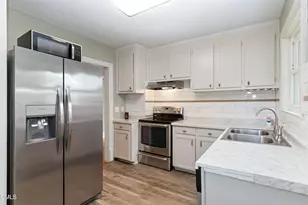 309 E Jones St, Fuquay Varina, NC 27526 - Photo 11