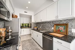 2 Vauxhall Pl, Chapel Hill, NC 27517 - Photo 7