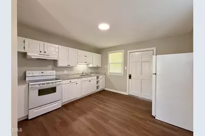 1000 E Harnett Street, Dunn, NC 28334 - Photo 9