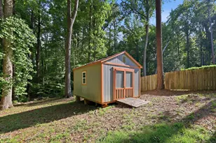 11129 Lakeshore Dr, Raleigh, NC 27613 - Photo 31