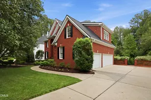 202 Briardale Ave, Cary, NC 27519 - Photo 3
