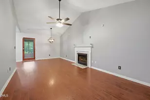 336 Thornwood Ln, Youngsville, NC 27596 - Photo 9
