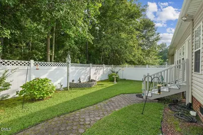 208 Commonsgate Drive, Goldsboro, NC 27530 - Photo 7