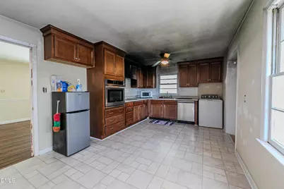 208 S Smithfield Road, Knightdale, NC 27545 - Photo 9