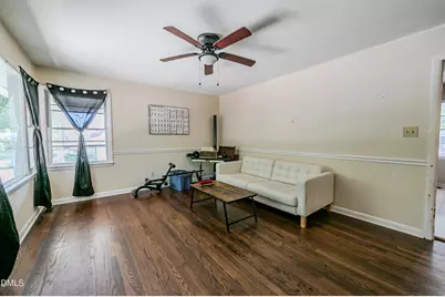 208 S Smithfield Road, Knightdale, NC 27545 - Photo 5