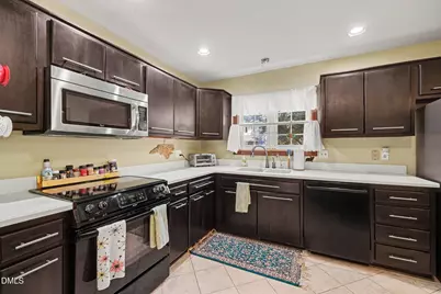25 Willow Bridge Drive, Durham, NC 27707 - Photo 3