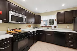 25 Willow Bridge Dr, Durham, NC 27707 - Photo 13