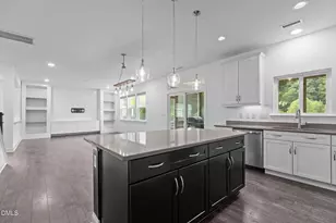 209 S Harrison Pl Ln, Fuquay Varina, NC 27526 - Photo 7