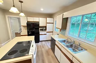 2667 Davis St, Raleigh, NC 27608 - Photo 11