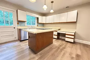 2667 Davis St, Raleigh, NC 27608 - Photo 9