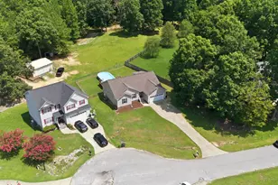 162 Oak Creek Dr, Clayton, NC 27520 - Photo 3