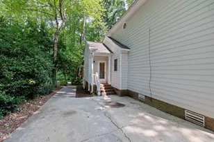 5325 Fairmead Cir, Raleigh, NC 27613 - Photo 3