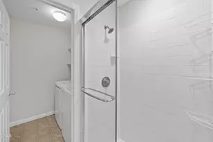 1021 Brighthurst Dr, Raleigh, NC 27605 - Photo 25