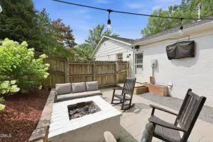 5918 Windham Dr, Raleigh, NC 27609 - Photo 21