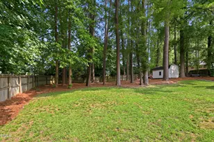5918 Windham Dr, Raleigh, NC 27609 - Photo 23