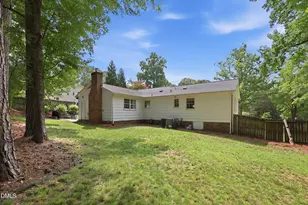 5918 Windham Dr, Raleigh, NC 27609 - Photo 25